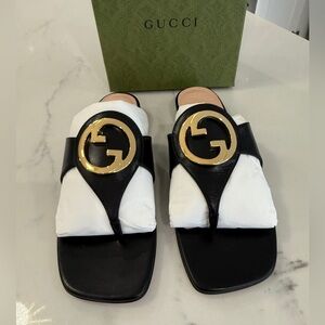 Gucci Blondie GG Logo Slide Sandals